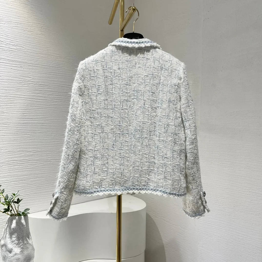 Hellblaue 2024-Herbstjacke mit neuem Besatz, Patchwork, langärmelig, Tweed-Daunenjacke von guter Qualität für Damen