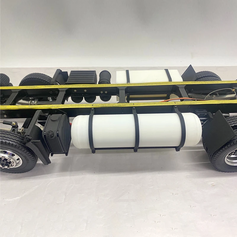 Modello di design originale Serbatoio dell'acqua Scatola batteria stampata in 3D per 1/14 Tamiya RC Camion Rimorchio ribaltabile Scania Benz Actros Volvo MAN FAI DA TE