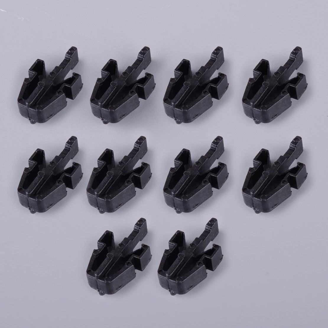 100Pcs/set Front Grille Clip Fastener Fit for Isuzu Pickup KBZ TFR D-MAX Holden Rodeo Colorado Mitsubishi L200 Vauxhall Brava