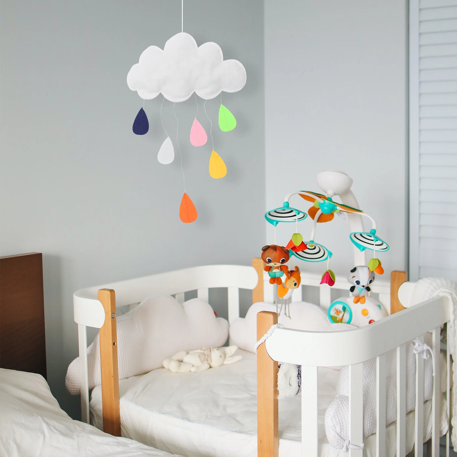 

3pcs Felt 3D Clouds Hanging Ornament Delicate Pendant For Party Ceiling Wall Home Nursery Kindergarten Cloud Decoration Gift