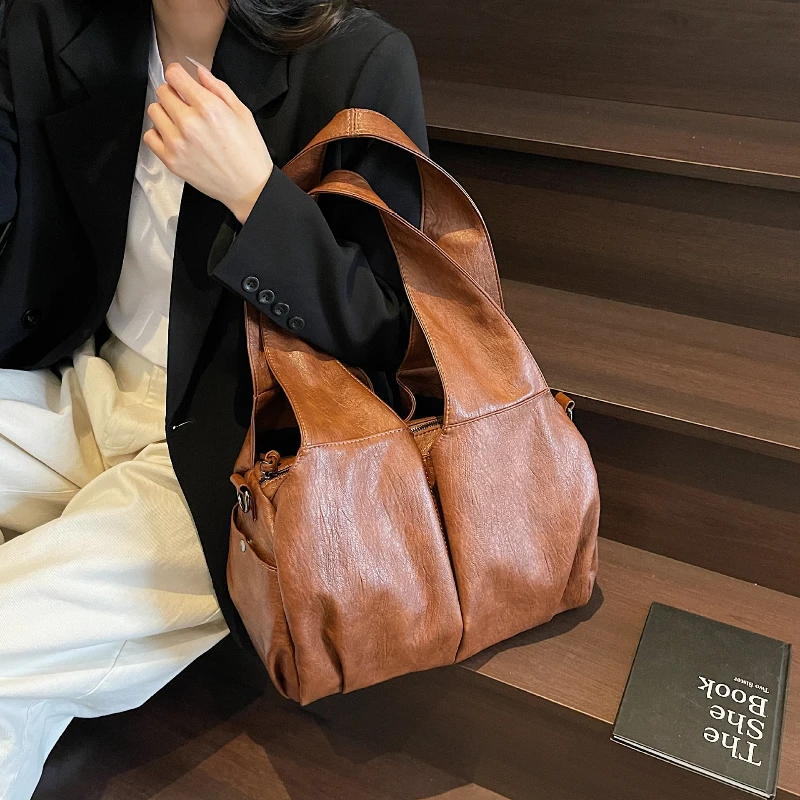 

Large Capacity Women's Underarm Crossbody Bag Single Shoulder Commuter Feel Handbag Zipper Closure Purses and Handbags Tote Bags