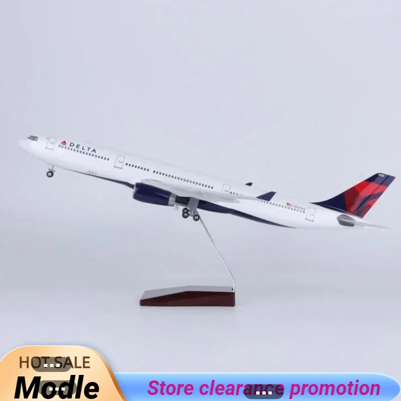 

New 47CM 1:135 Scale 330 A330 Model AIR DELTA Airlines Airway W Base Wheel Lights Resin Plastic Assembly Aircraft Plane Toy