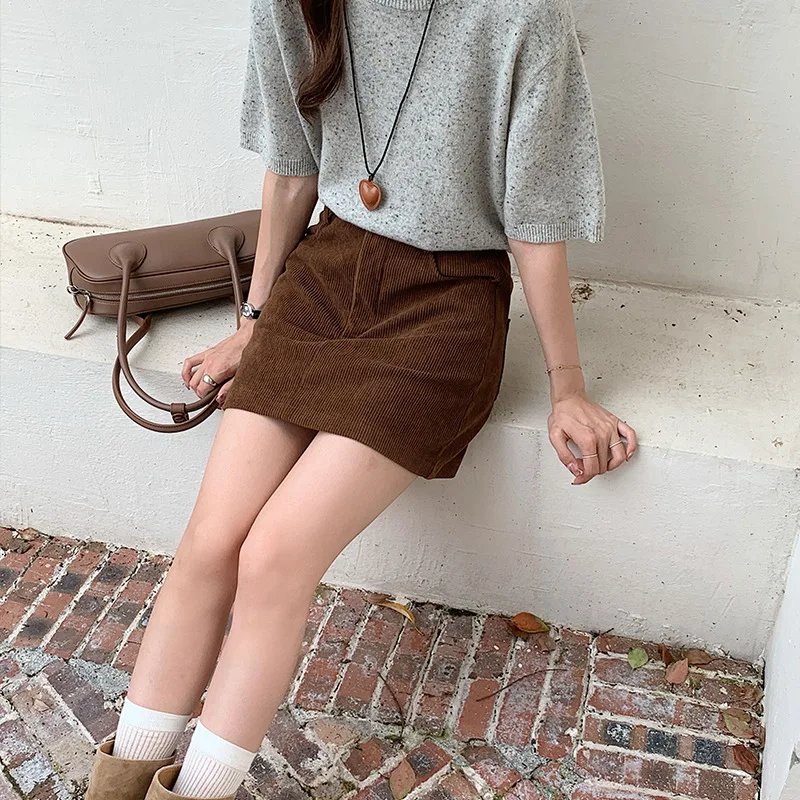 Women's High-Waist A-Line Short Skirt Spring Autumn Retro Brown Corduroy Skirts Woman Solid Color Straight Leg Pencil Skirt Mini