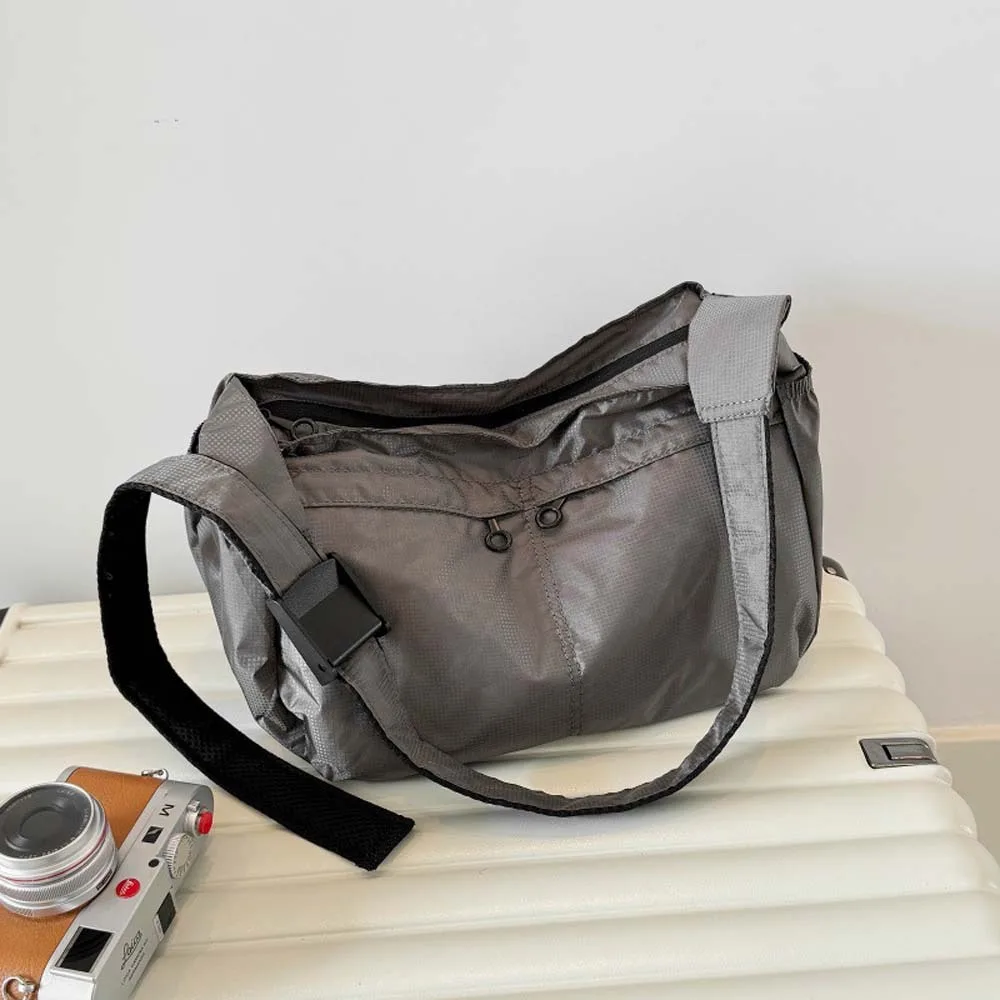 

Zipper Oxford Cloth Men's Crossbody Bag Large Capacity Solid Color Outdoor Travel Pouch Casual Smooth Sports Fitness Pouch Boys