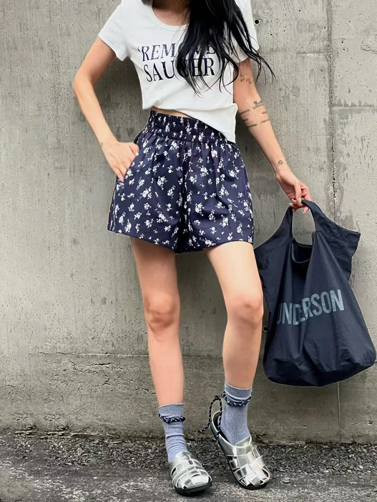 

Женские повседневные брюки с высокой талией и принтом, универсальные, с эластичным поясом, широкие штанины, модные, летние, новинка, из полиэстера...