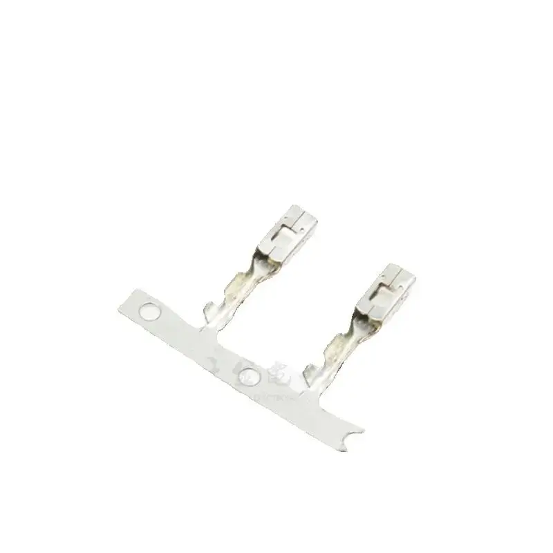 

200 шт. оригинальные клеммные колодки автомобильного разъема для автомобиля 10757690