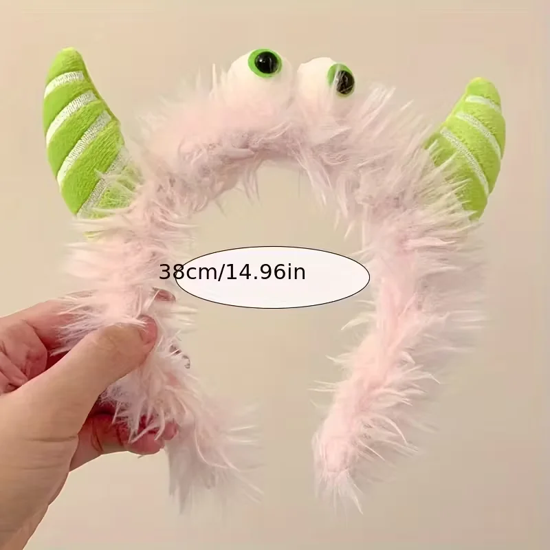 Niedliches Monster-Plüsch-Stirnband für Damen, Stirnband im Cartoon-Stil, ideal zum Gesichtwaschen und zum Auftragen von Make-up, Haaraccessoire. – Detail 6