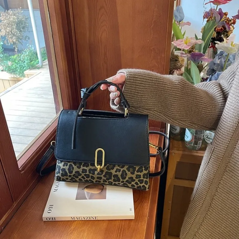 

Vintage Elegant Diaper Bag For Women Luxury Crossbody Bag Minimalist Designer Tote Leather Large Capacity Messenger Bag