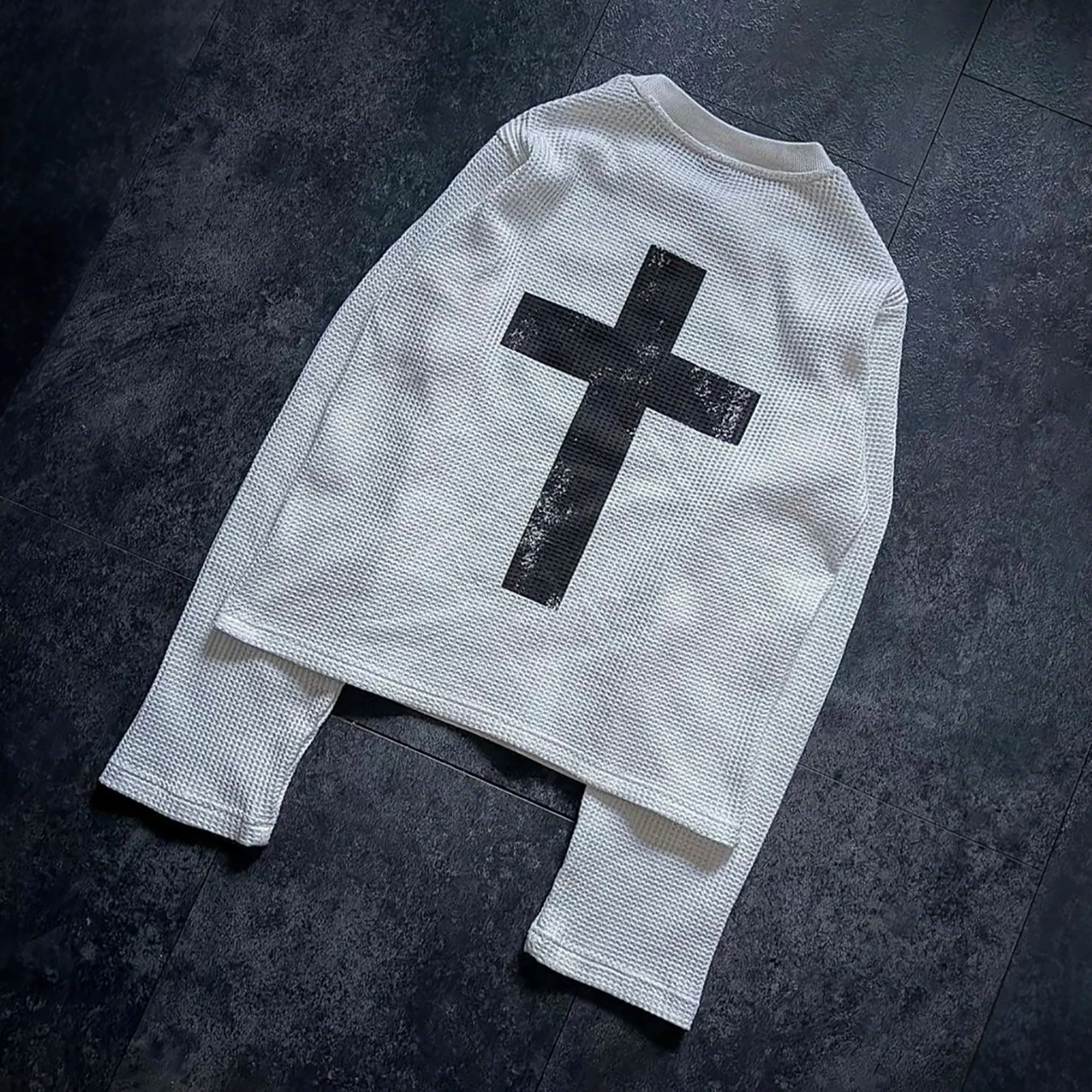 Summer vintage Waffle Cross Printed Long Sleeved T-Shirt with Fashionable Loose Top for Both Men and Women image 4