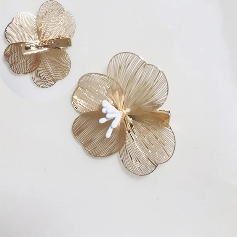 Diadema de Boda nupcial hecha a mano con flores de Color dorado plateado, tocado, tocado, peine para el cabello, accesorios nupciales para mujeres