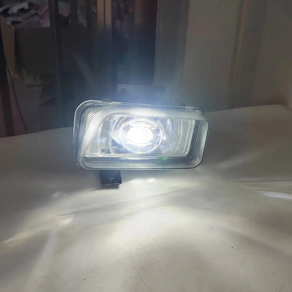 2 peças para isuzu elf 700p nevoeiro pára-choques foglights branco amarelo luz caminhão 2008-luz de nevoeiro lâmpada de condução drl