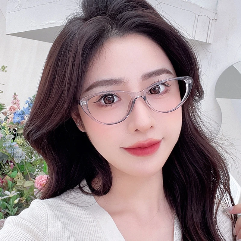 YIMARUILI Ultra-light Fashion TR90 Spring Leg Eyewear Retro Blue Light blocking Optical Prescription Cat Eye Glasses Frame Women