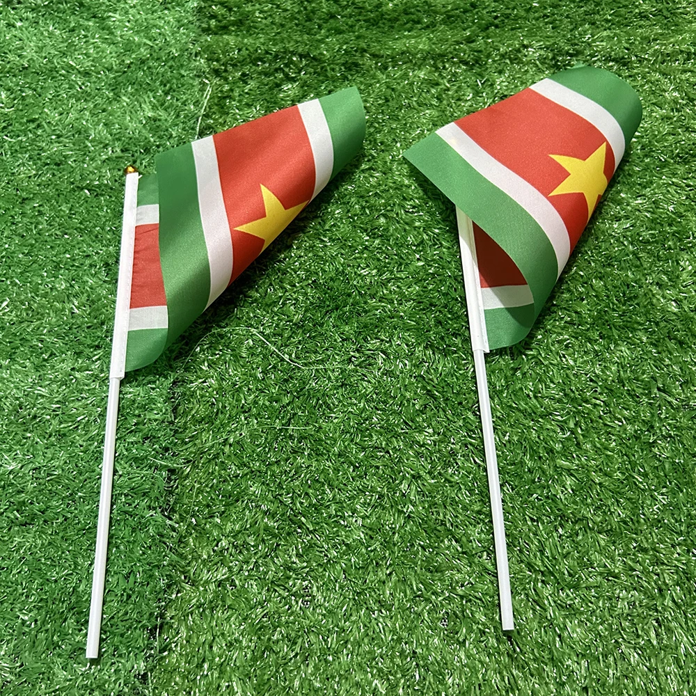 Bandera Surinam con mástil decorativo – Colección nacional eventos - imagen 5