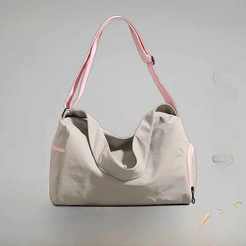 borsa-da-viaggio-corto-dolob-unisex-borsa-da-viaggio-estiva-per-viaggi-d'affari-design-sportivo-materiale-in-poliestere-e-tessuto-oxford