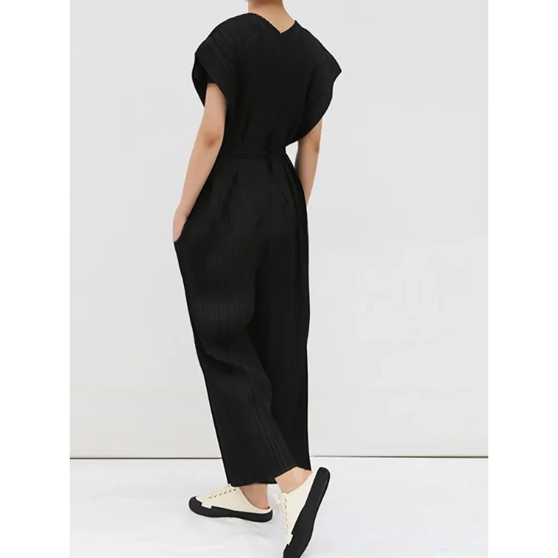 GGHK Miyake Jumpsuit lipit wanita, Jumpsuit warna Solid leher V lengan pendek desain perban kasual Retro longgar ukuran besar