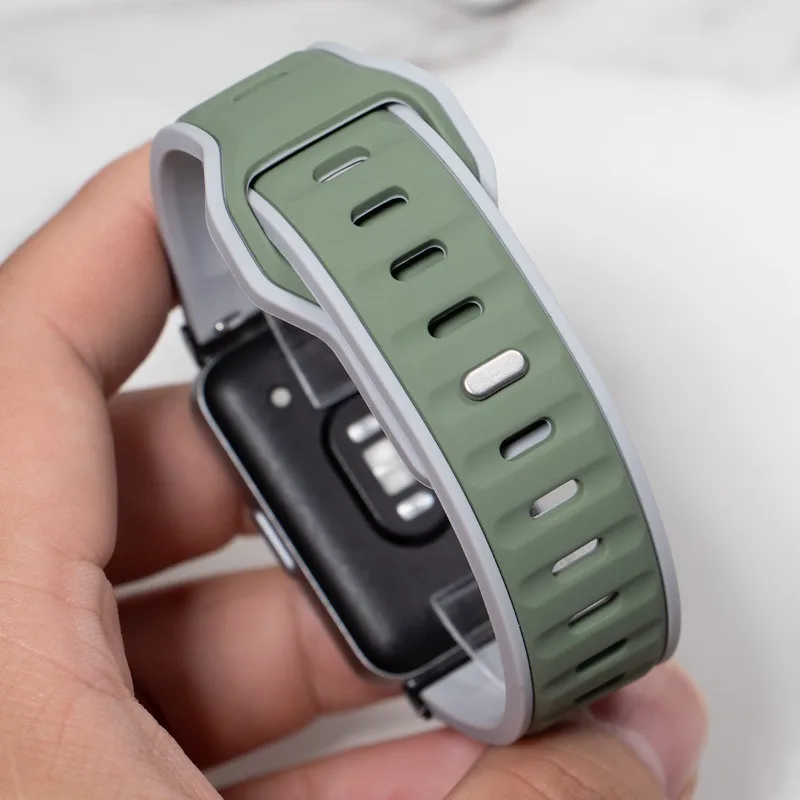 حزام سيليكون رياضي لهاتف Samsung Galaxy Fit 3 حزام سيليكون بلونين لملحقات حزام الساعة Samsung Galaxy Fit3 القابلة للاستبدال