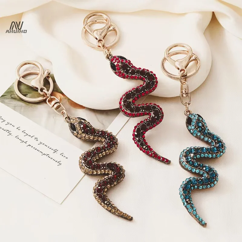 Creative Retro Chinese Zodiac Diamond Snake Car Pendant Zinc Alloy Snake Keychain Bag Hanging Decoration Small Party Gift