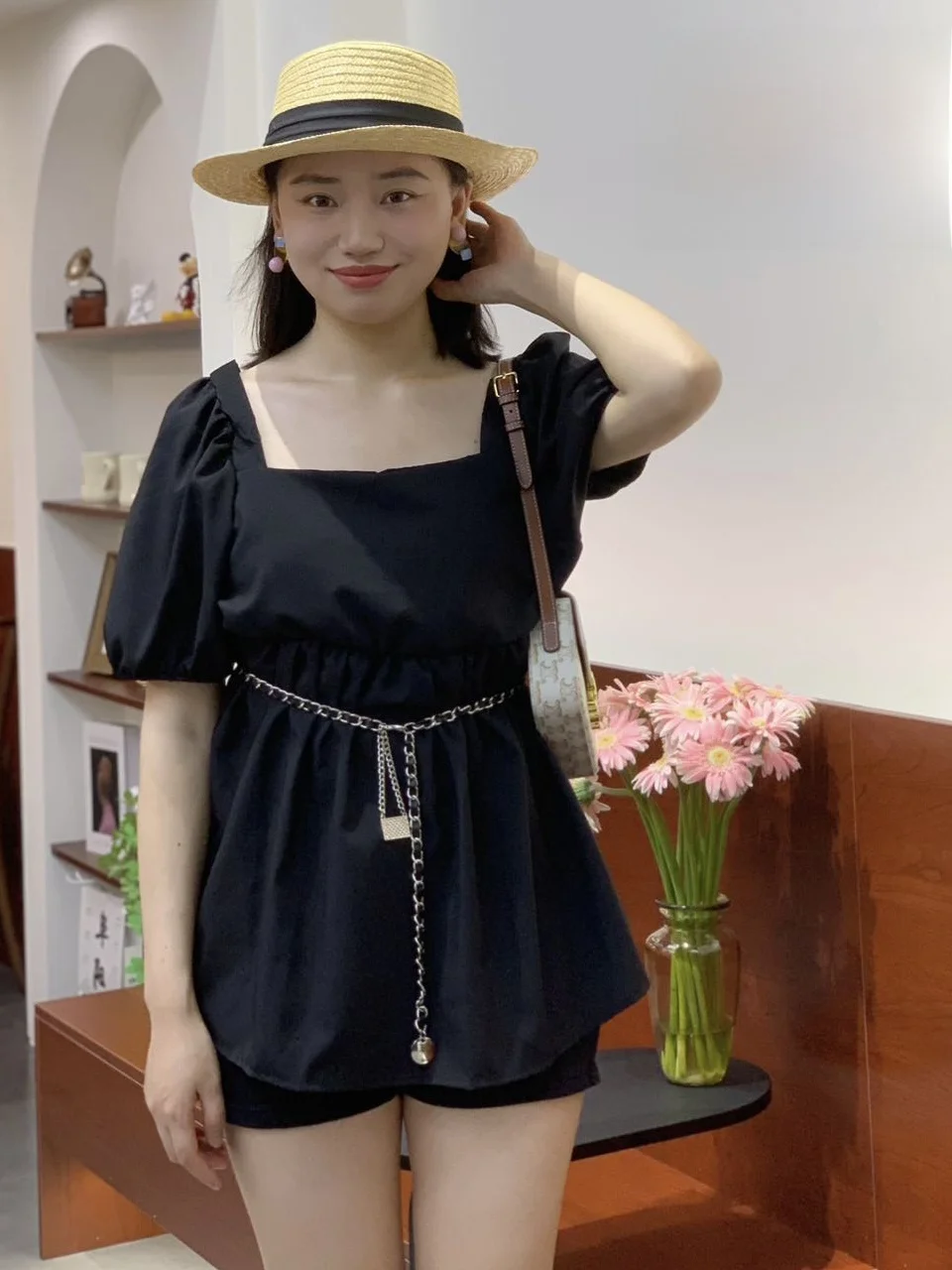 

Elegant plus Size Women's Shirt Sweet Doll Top Square Collar Bubble Sleeve Casual Breathable Summer Fashion Korean Style