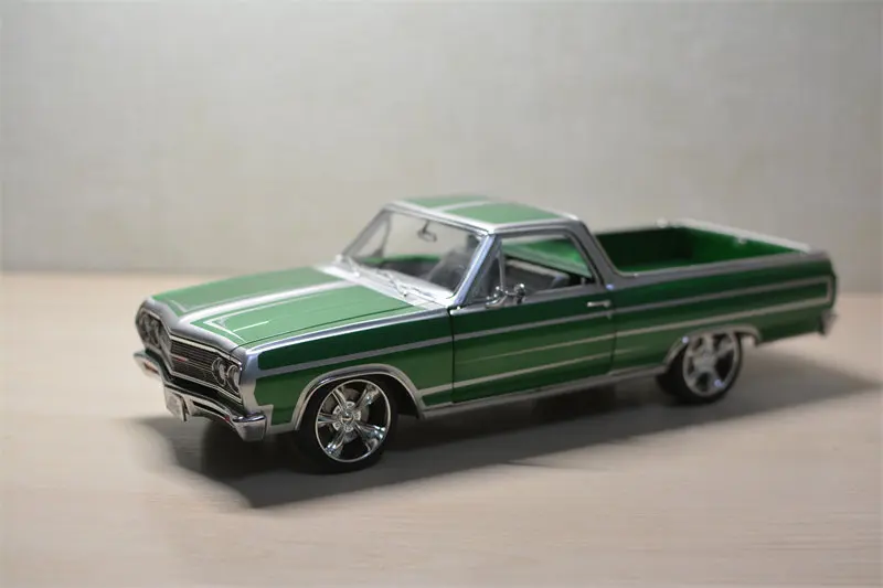 Diecast GMP/ACME 1:18 Scale Chevrolet El Camino Customs Pickup Alloy Car Model
