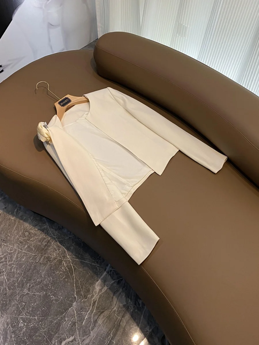 Pendeln Sle ort Dünne Damen Jaet Rose Dekoration Button up Top Layered Oberbekleidung Faionable Busin Lady Mantel