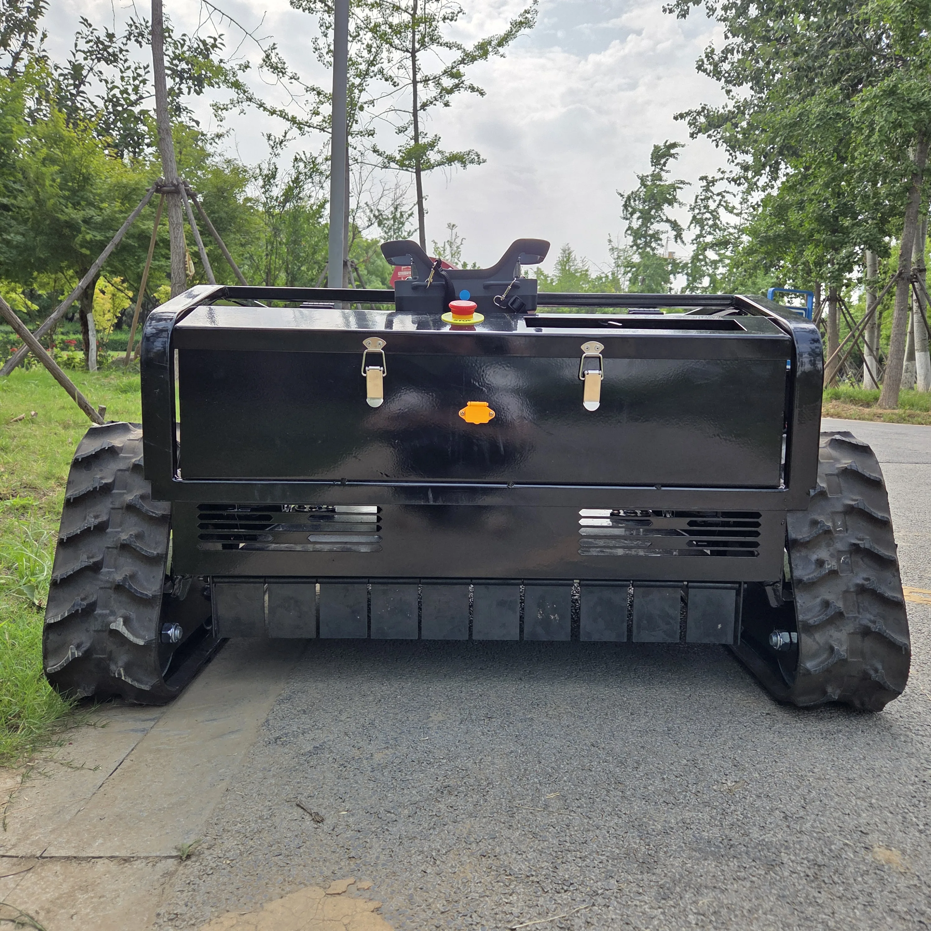 Fully automatic lawn mower, home climbing, intelligent and efficient, garden weed removal expert, safe and worry-free