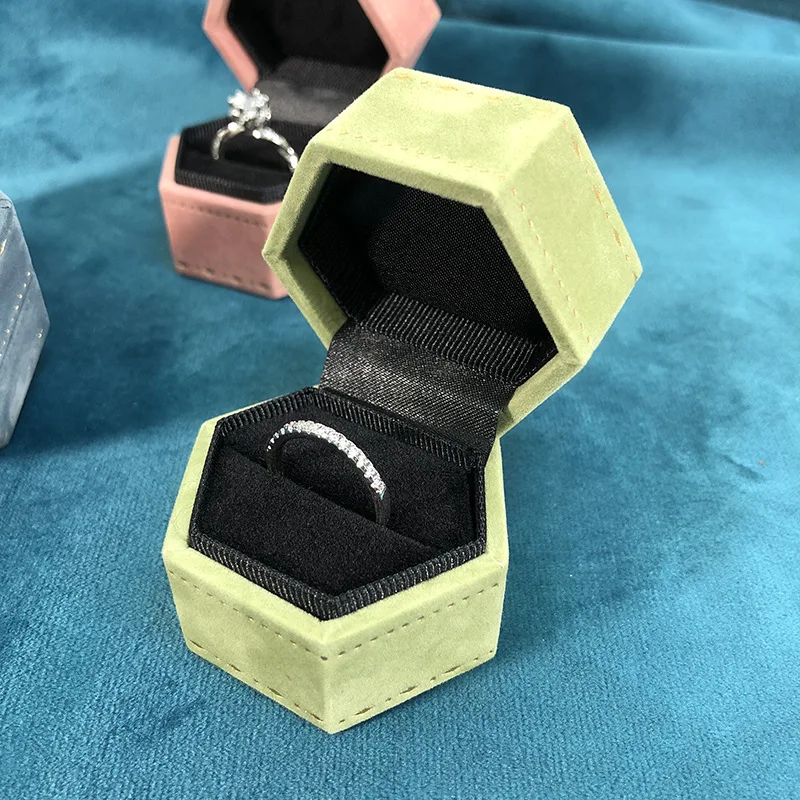 Caja Hexagonal de terciopelo para anillos de compromiso, almacenamiento de joyas, vitrina Vintage de alta gama