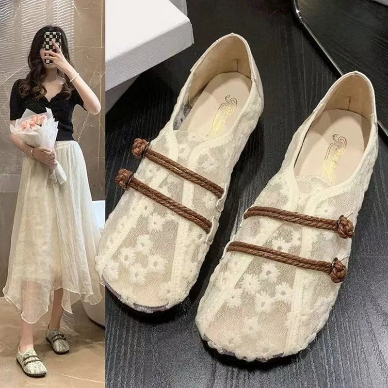 

Lace Flower Summer Breathable Shoes 2026 New Women Soft Bottom Non-slip Casual Shoes Female Single Shoes Beijing Cloth Shoes