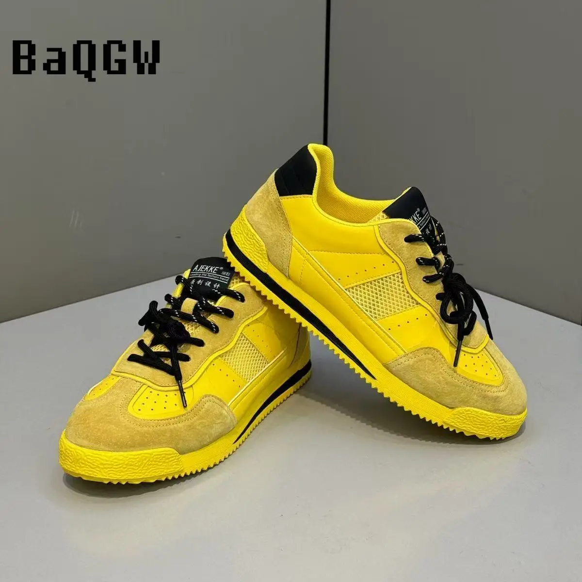 

Luxury Men's Silver Sports Shoes Fashion high quality Designer Shoes Men Skate Shoes Breathable Low Top Casual Sneaker for Men