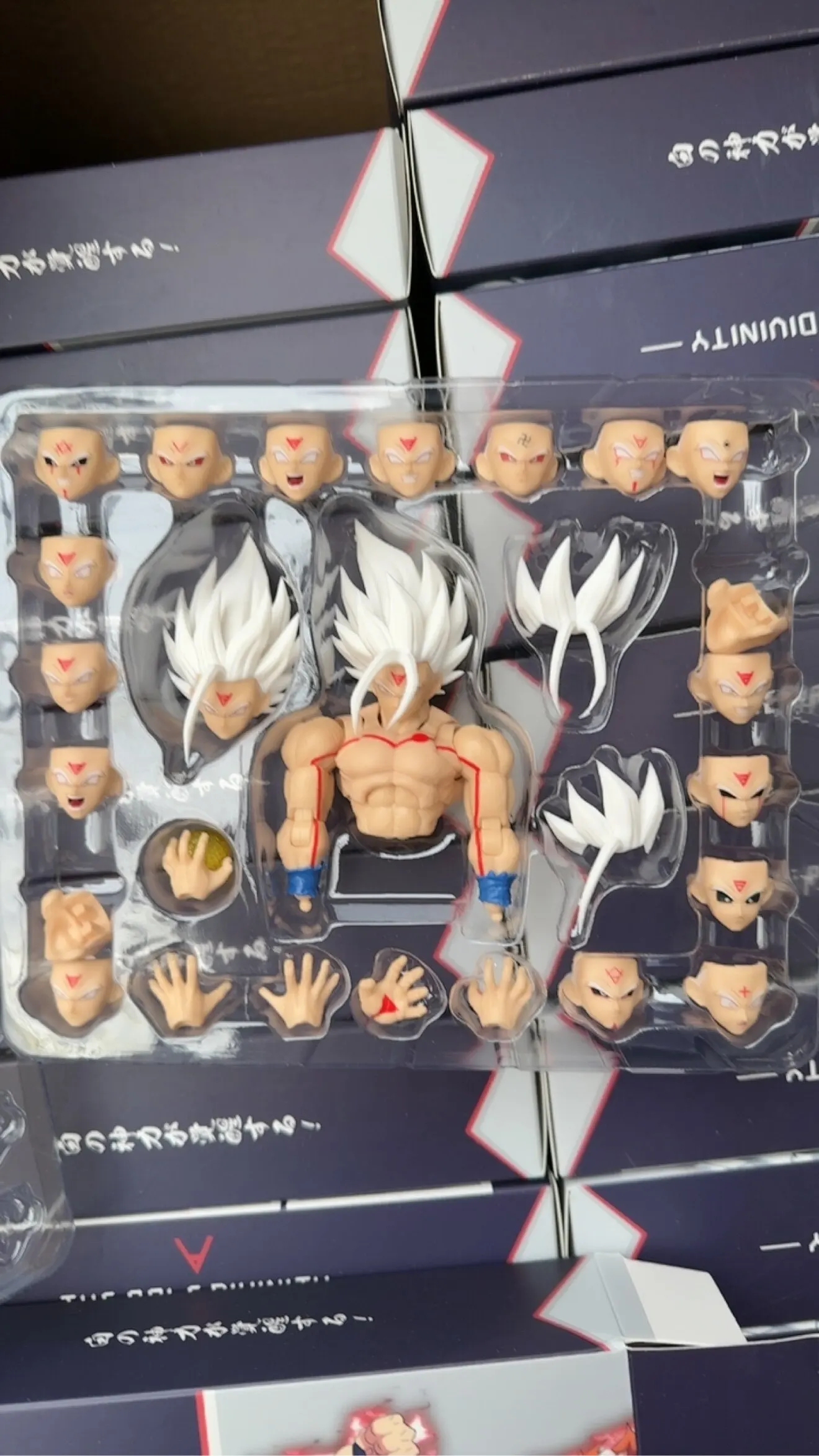Black Hole Studio Dragon Ball Son Goku Action Figure White God PVC Upper Body Plainface Carving SHF Accessory Kit Toy ﻿ view 2