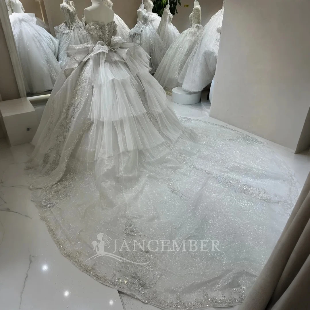 Abiti da sposa squisiti Abito da ballo per donna Abiti da sposa sexy con pieghe in raso a maniche corte con spalle scoperte Abiti personalizzati