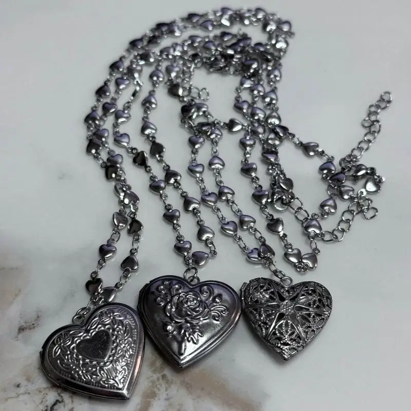 31BB Pendant Necklace Vintage Heart Photo Box Necklace for Fashionable Women Girls