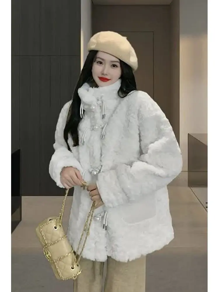 

Japan Winter Woman Fluffy Lamb's Fur Coat Warm Faux Fur Coat Collar Short Outerwear Coat Cowl Button Korean Fur Jackets New