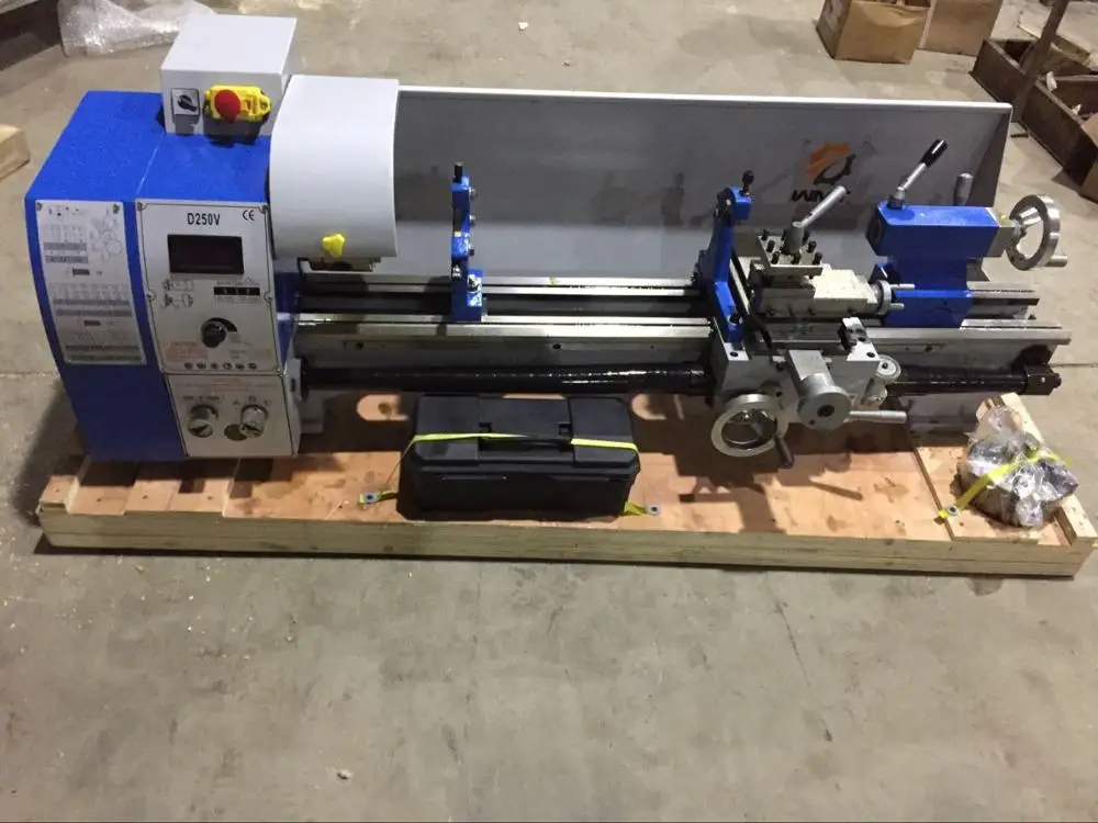 Airow D250Vx550 Small Lathe Machine Price With Variable Speed