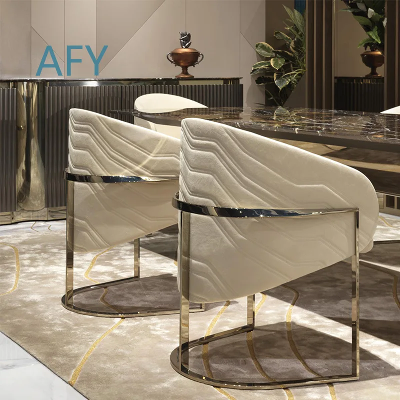 Designer Italian Style Luxury Dining Chair with Backrest and Armrests for Home Restaurant and Hotel Use