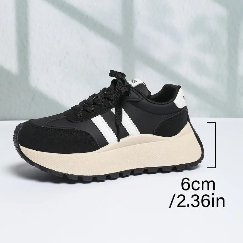 العلامة التجارية تصميم مزيج اللون الراحة منصة أحذية رياضية النساء 2026 الربيع عدم الانزلاق سميكة القاع أحذية رياضية المرأة الدانتيل يصل أحذية رياضية