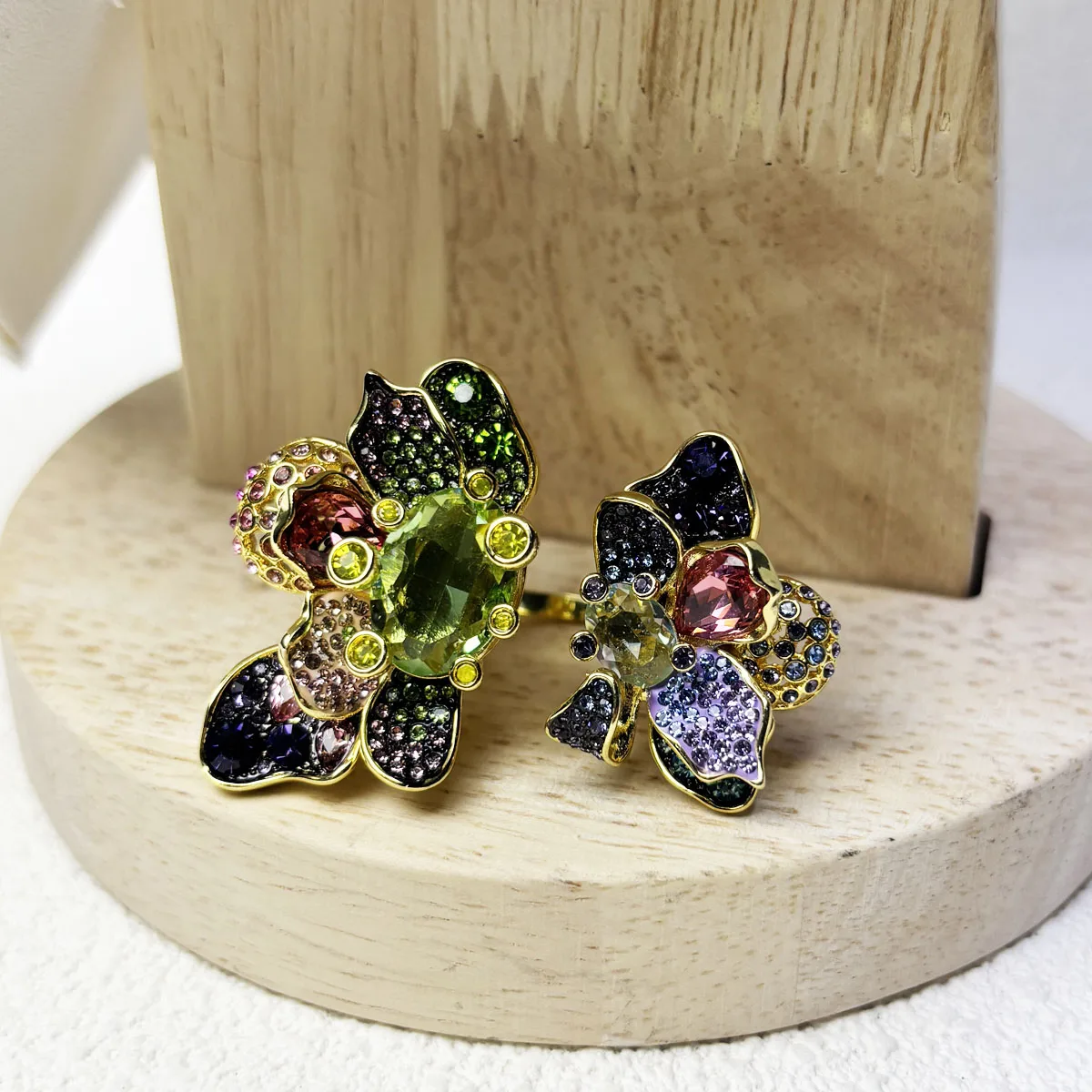 Original 2025 nuevo conjunto de joyería fina pendientes de mariposa asimétricos collar de mariposa anillos para mujer regalo romántico