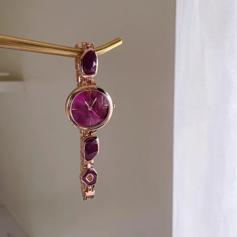 Milk tea color bracelet watch simple temperament small round watch versatile workplace girls quartz watch