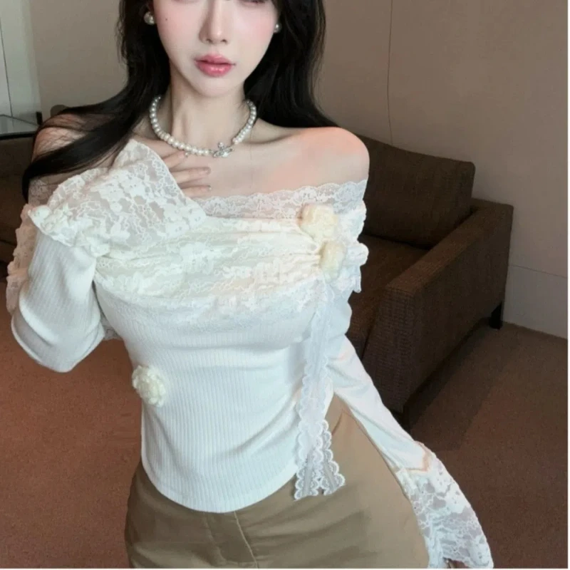 Fashion and Casual New One Shoulder Korean Lace Flower Sweet and Spicy Base Shirt Women's Long Sleeved Slimming Top T-shirt