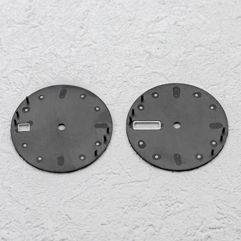 28.5 mm dial NH35 dial compatible with NH35 NH36 7S26 4R35 automatic movement Black watch dial with calendar aperture Spare Part