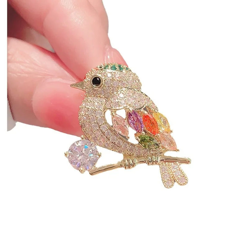 1 Piece Women Fashion Magpie Bird Brooch Personality Suit Collar Needle Pin Chest Flower Brooches Women Accessories