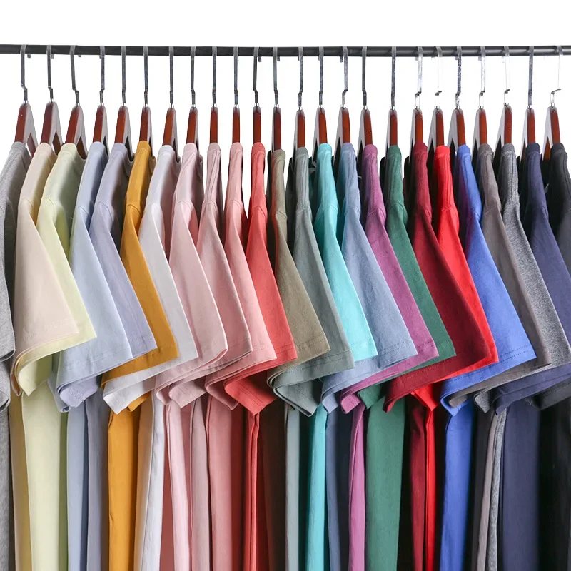 Męska koszulka bawełniana z grafiką DIRTY GAME 777, czarna, modna, streetwearowa, hip-hopowa, rockowa, z krótkim rękawem i okrągłym dekoltem.