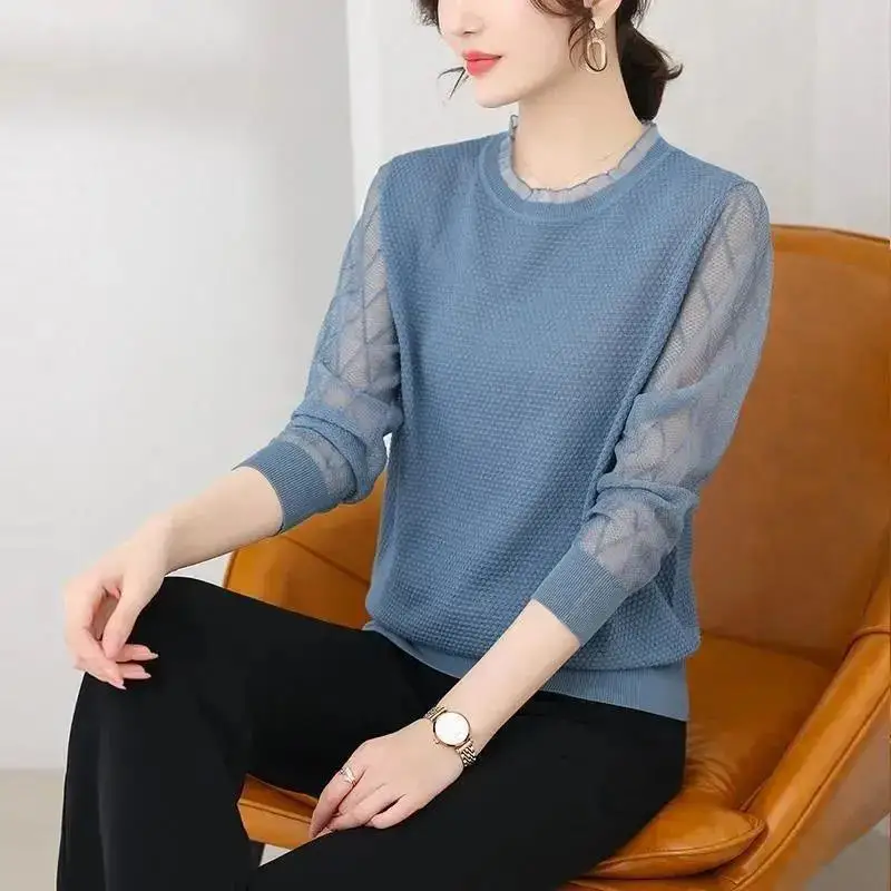 New Spring and Autumn Women's Thin Base Shirt for Women with Fashionable Lace Yarn Sleeve Top Long Sleeve T-shirt