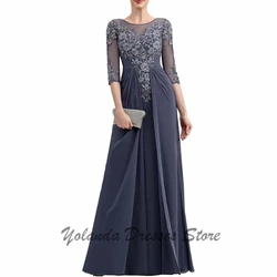 Classic Illusion Mother of The Bride Dresses Applique Lace 3/4 Sleeves O Neck Formal Evening Gown Floor Length Zipper Back Pleat