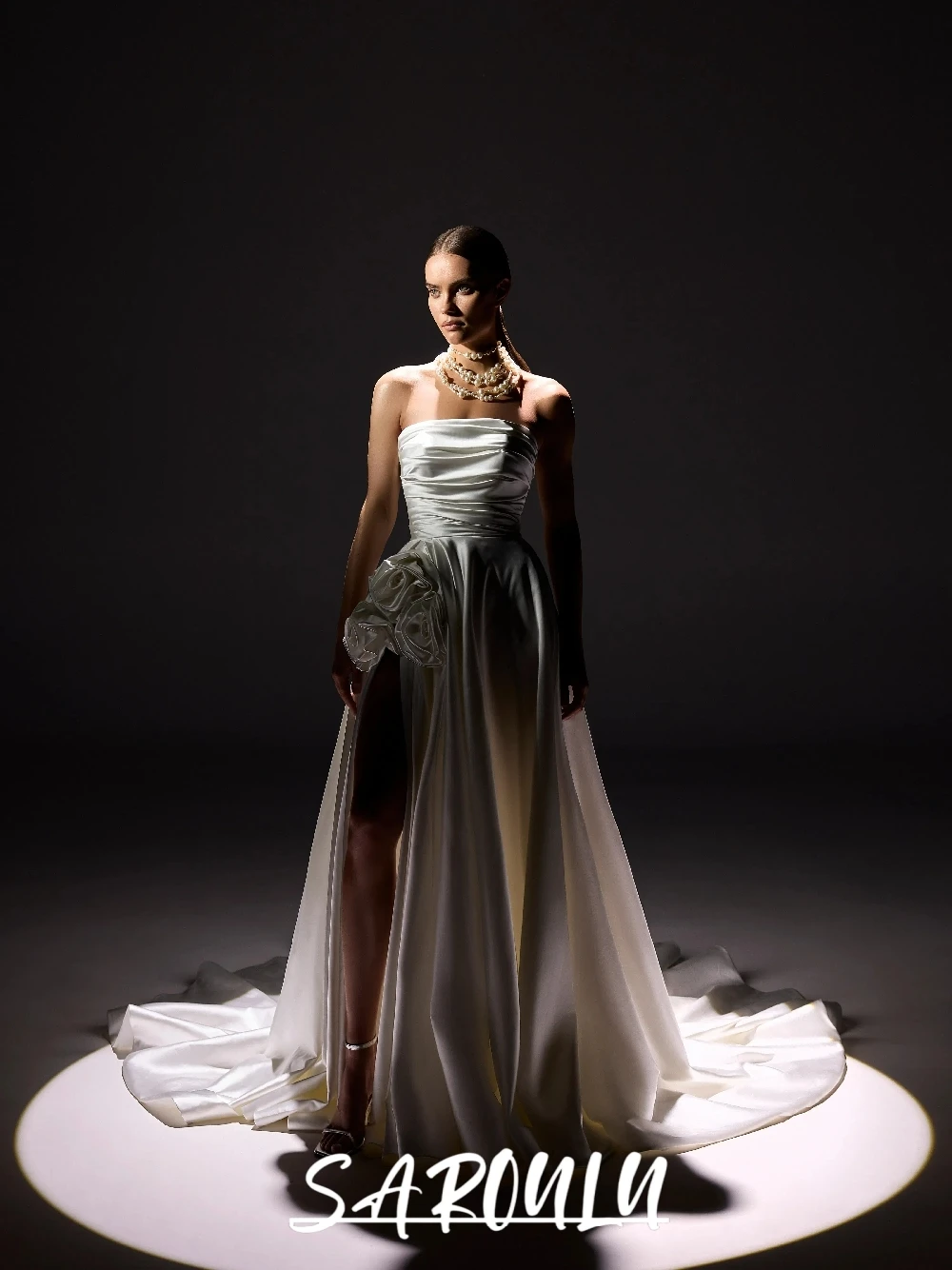 فستان زفاف رومانسي ثلاثي الأبعاد على شكل زهور رقيق من الساتان فستان زفاف مخصص أنيق بدون حمالات بطول الأرض ملابس نسائية للعروس #1