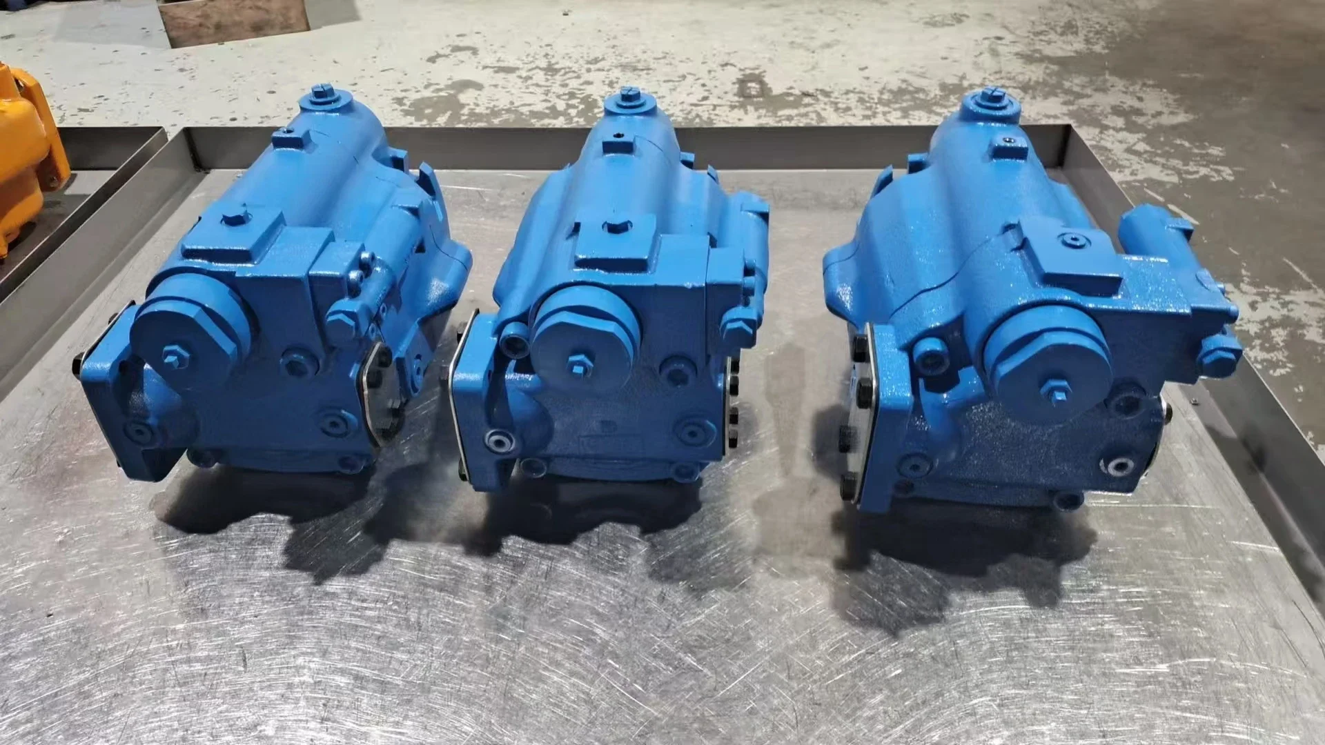 Modelli di pompe idrauliche EatonPVM PVM141ER09ES02AAC07200000A0A PVM141ER10GS02AAA23000000A0A PVM141ER13GS02AAE00200000A0A