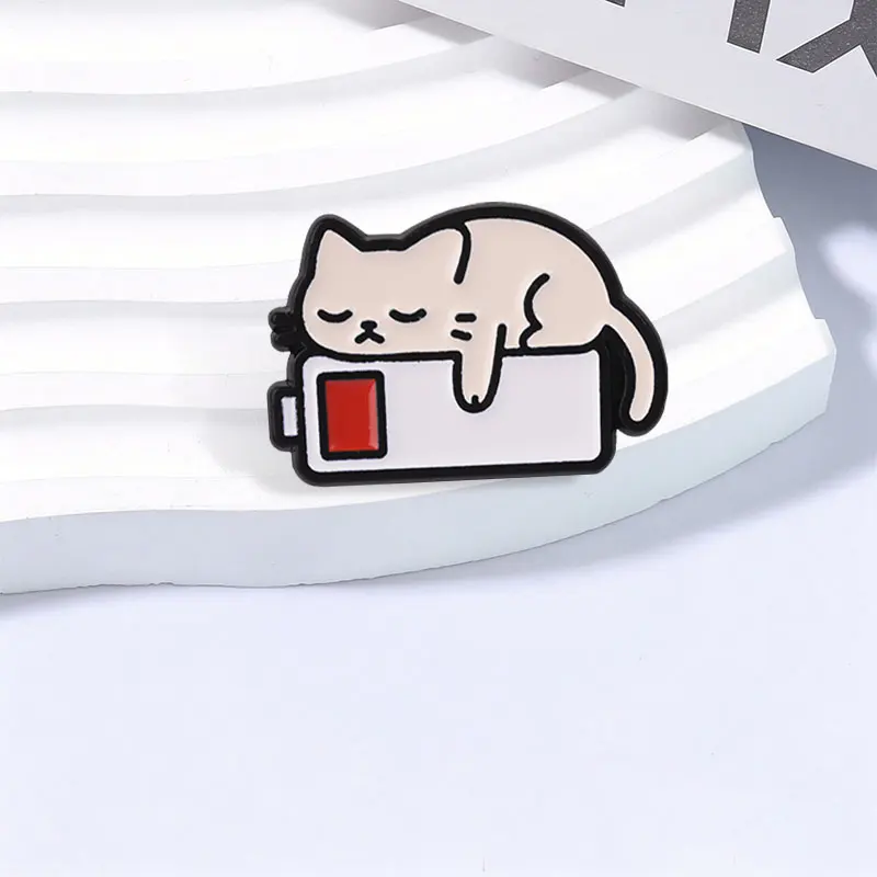 Tired Cat On Dead Battery Enamel Pins Cartoon Low Energy Battery Kitten Brooches Backpack Clothes Badge Jewelry Gift for Friends