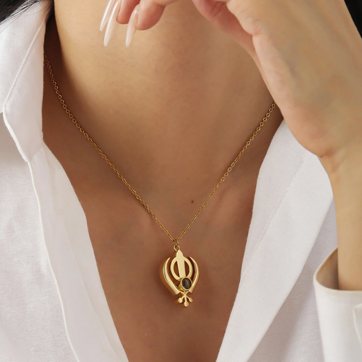 

Custom 3D Khanda Projection Necklace Personalization Punjabi Photo Necklace Trisul Symbol Sikh Khanda Pendant Unisex Jewelry