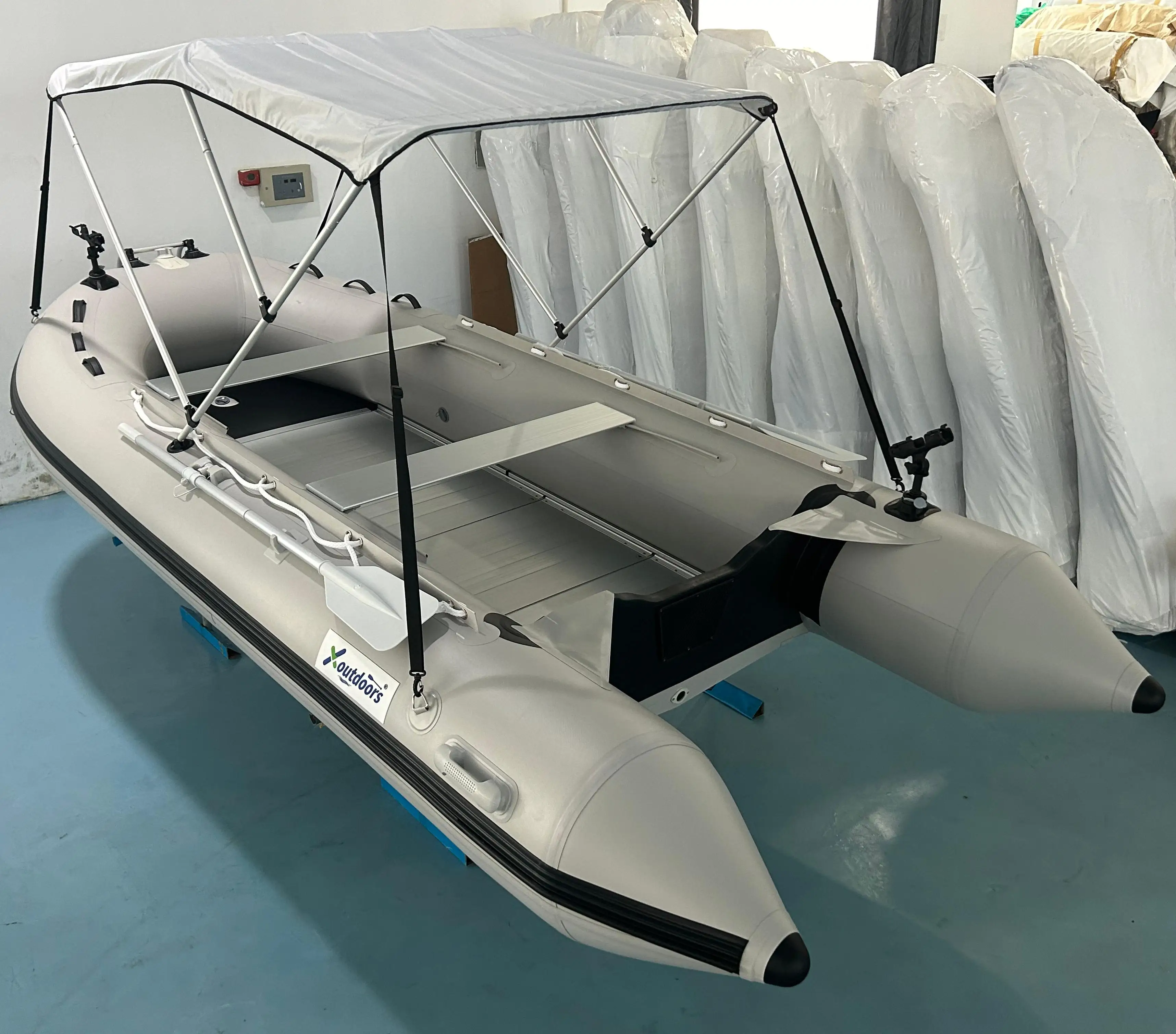 

3.8m 4m 4.3m Grey Color PVC Inflatable Boat for 6 People for Lake River and Offshore Sea Travel Rowing Boat