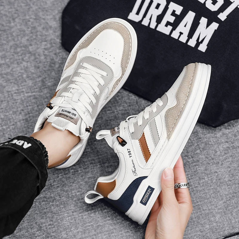 Trendy low top small white shoes 2023 Spring and Autumn New Versatile trend board shoes Fashion men's sports casual shoes