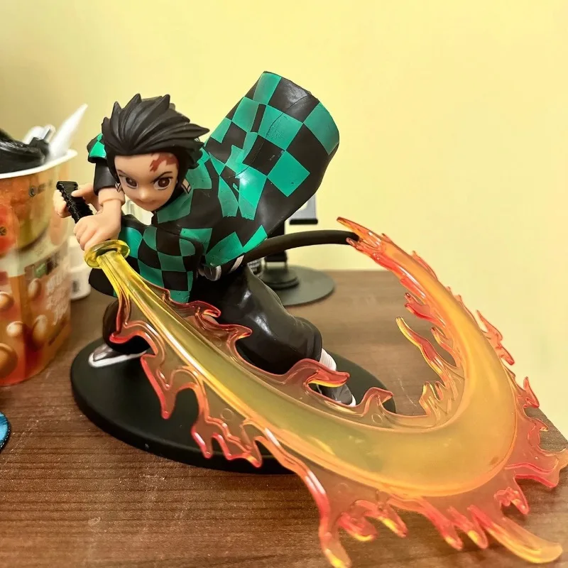 16.5cm kimetsu no yaiba anime periféricos batalha série kamado tanjirou figura ornamentos de mesa coleção brinquedo presentes para amigos